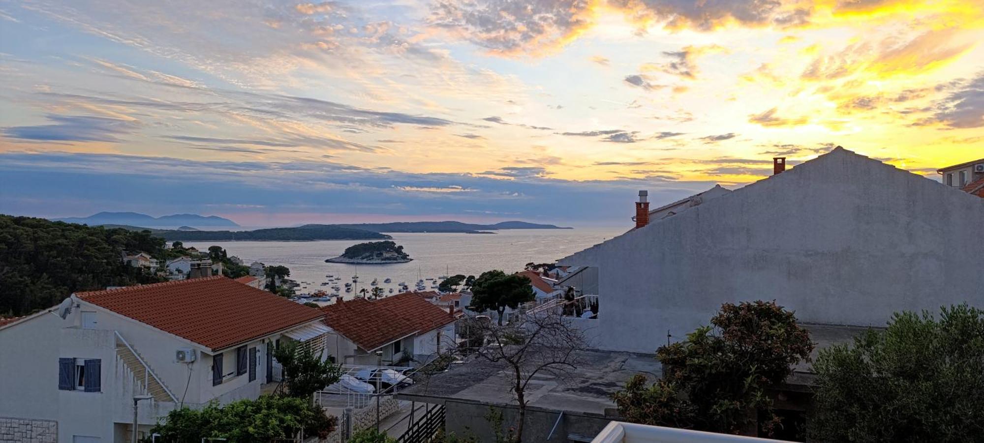 Apartments Slijepcevic Hvar Town Eksteriør billede